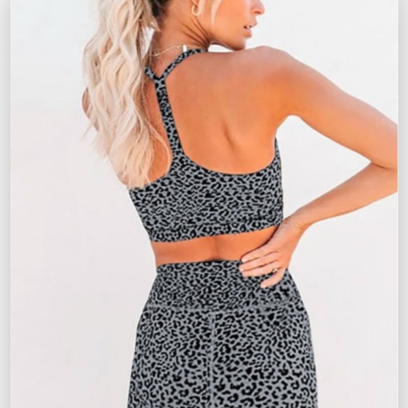 Leopard 2 piece set yoga/running set (Xl=sz12) - Picture 2 of 4